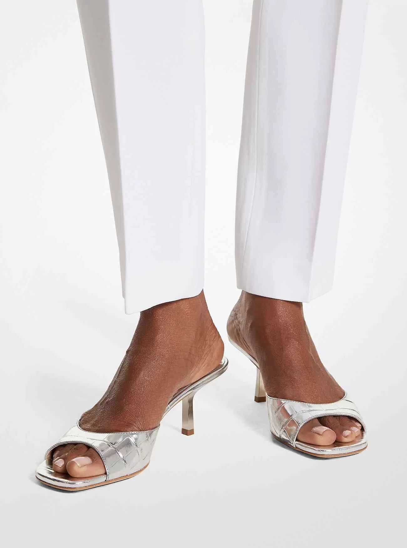 Anita Metallic-Sandale aus Leder mit Krokodilprägung Anita Metallic-Sandale aus Leder mit Krokodilprägung