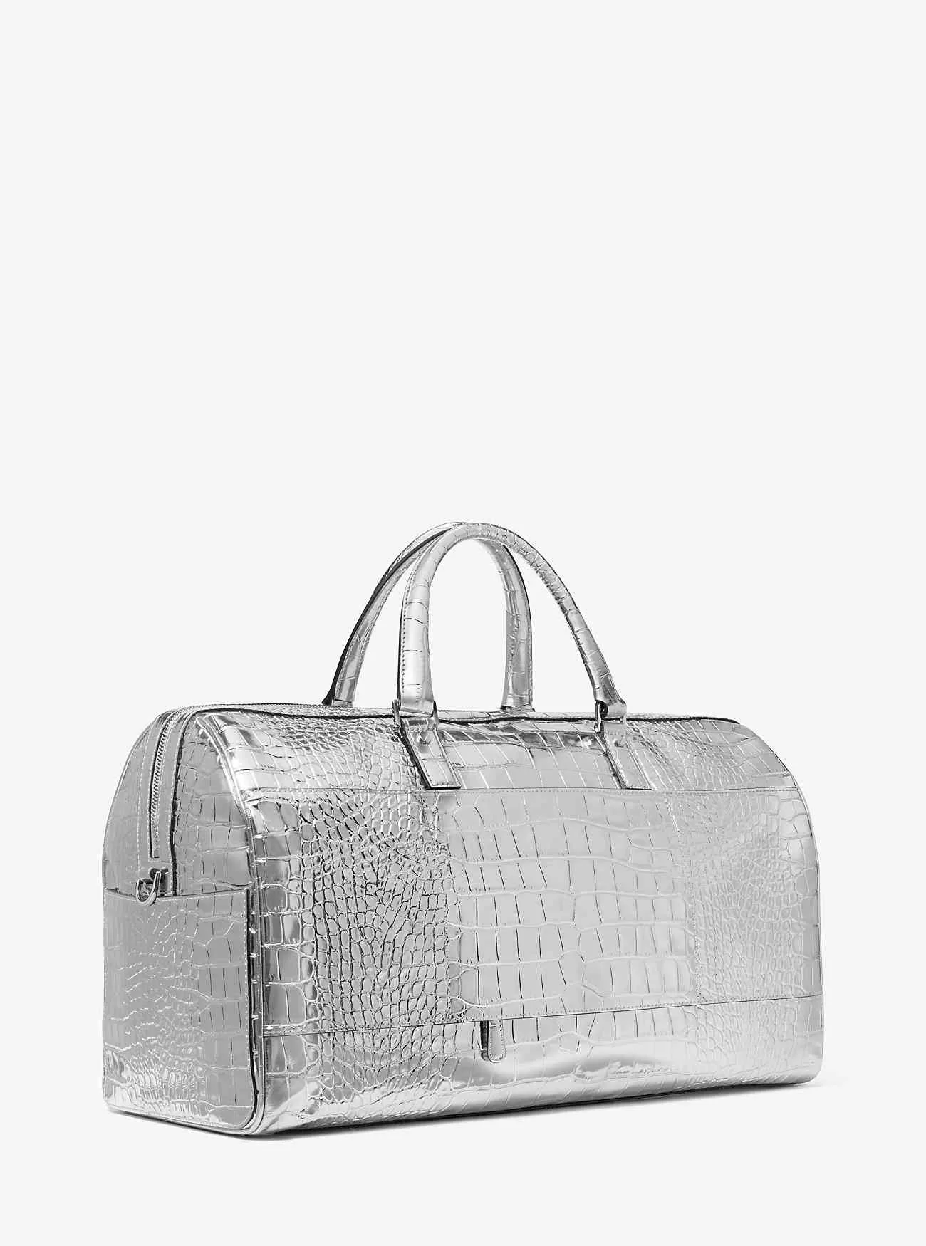 Bedford Travel Extragroße Weekender-Tasche aus Metallic-Leder mit Krokodilprägung Bedford Travel Extragroße Weekender-Tasche aus Metallic-Leder mit Krokodilprägung