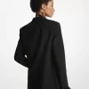 Boyfriend-Blazer aus Krepp mit Federbesatz Boyfriend-Blazer aus Krepp mit Federbesatz