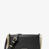 Bryant Kleine wandelbare Pochette aus genarbtem Leder Bryant Kleine wandelbare Pochette aus genarbtem Leder