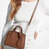 Chantal Extra-Kleine Messenger-Tasche aus genarbtem Leder Chantal Extra-Kleine Messenger-Tasche aus genarbtem Leder