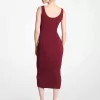 Geripptes Stretch-Strickkleid mit Reißverschluss Geripptes Stretch-Strickkleid mit Reißverschluss