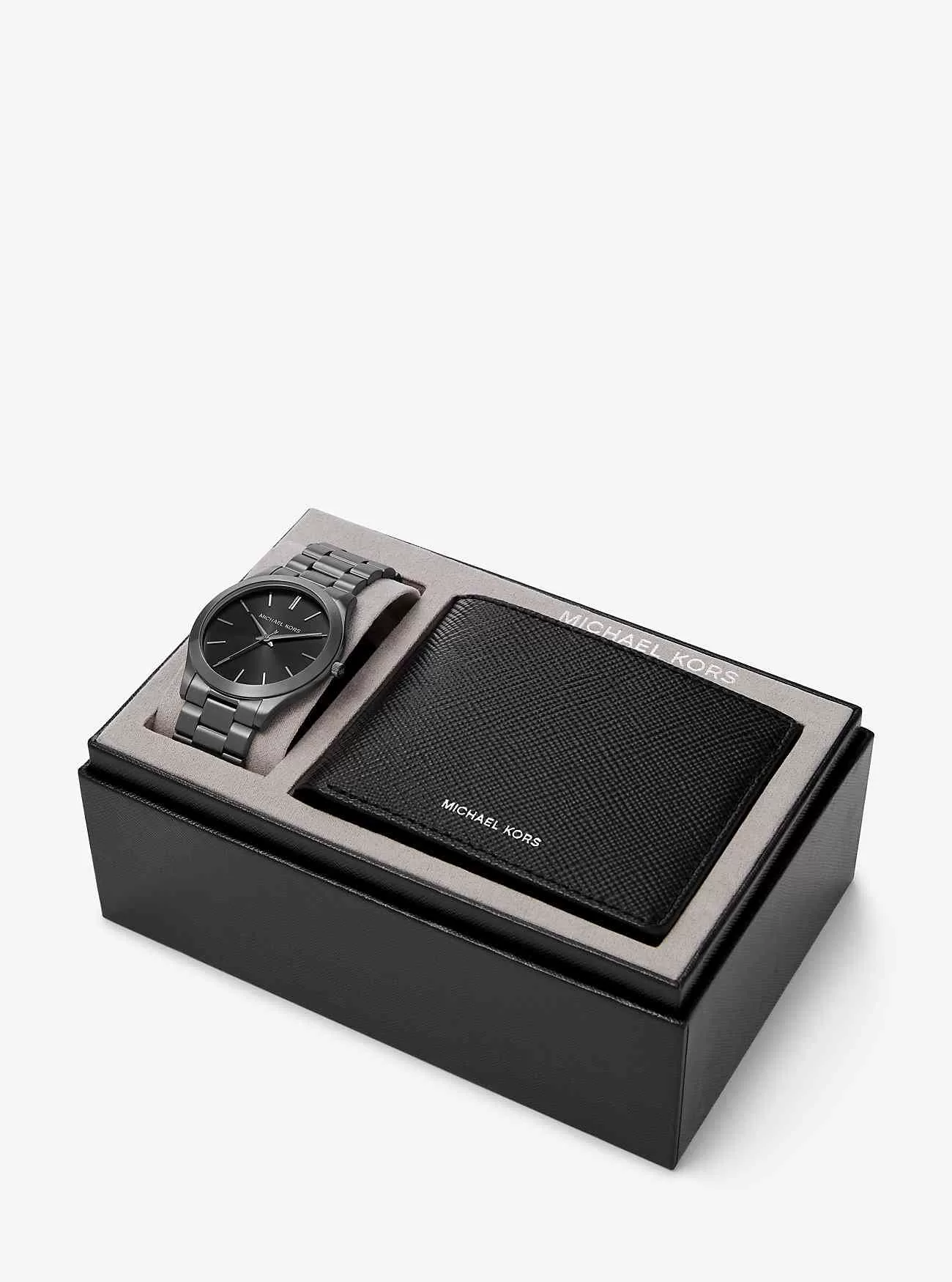 Geschenkset mit übergroßer, schmaler Runway-Armbanduhr aus Gunmetal und Jet-Set-Charm-Lederbrieftasche