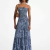 Gesmoktes, gestuftes Kleid aus Georgette mit Blumendruck