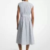 Gestreiftes Midikleid aus Baumwollpopeline mit Gürtel Gestreiftes Midikleid aus Baumwollpopeline mit Gürtel