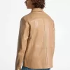 Hemdjacke aus gebundenem Leder Hemdjacke aus gebundenem Leder