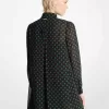 Kleid mit gepunktetem Georgette-Ausschnitt und Bindekragen