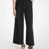 Kurze Hose aus Stretch-Twill mit Gürtel Kurze Hose aus Stretch-Twill mit Gürtel