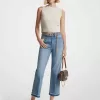 Kurze, ausgestellte Jeans aus Denim Kurze, ausgestellte Jeans aus Denim