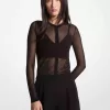 Kurzer Cardigan und BH-Oberteil aus Viskosemischung Kurzer Cardigan und BH-Oberteil aus Viskosemischung