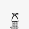 Merriam-Sandale aus Leder mit Blockabsatz und Nieten Merriam-Sandale aus Leder mit Blockabsatz und Nieten