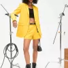 Plissee-Shorts aus Krepp Plissee-Shorts aus Krepp