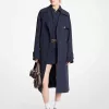 Strukturierter Trenchcoat aus Krepp mit Gürtel Strukturierter Trenchcoat aus Krepp mit Gürtel